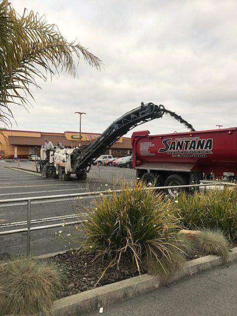 Santana milling truck loading grindings